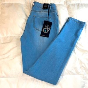 Women’s Jeans NWT